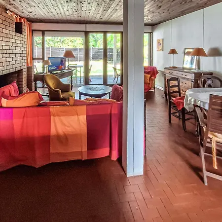 Сasa de vacaciones Maison Proche Du *